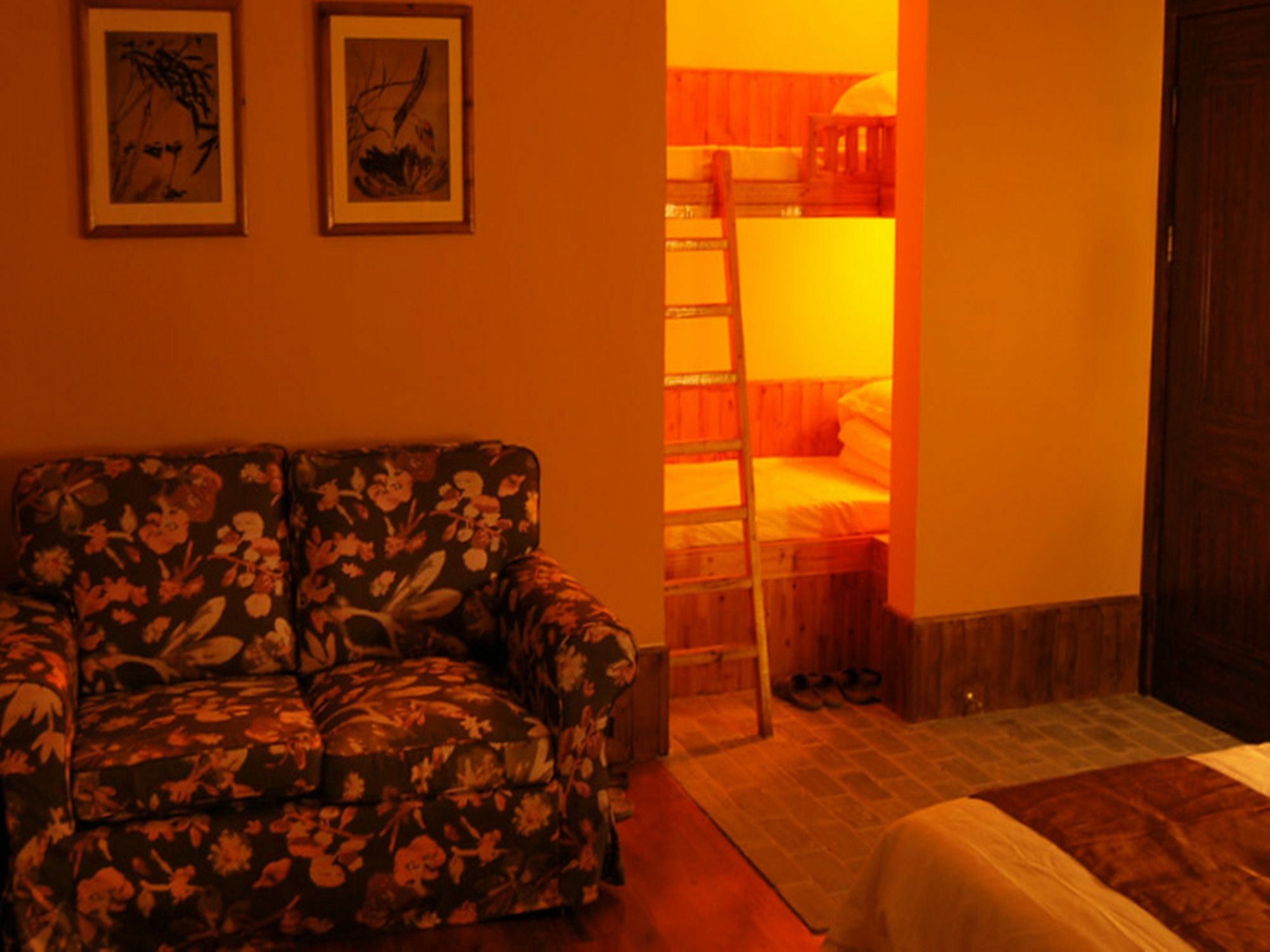 Yangshuo Moondance Hotel Exterior photo